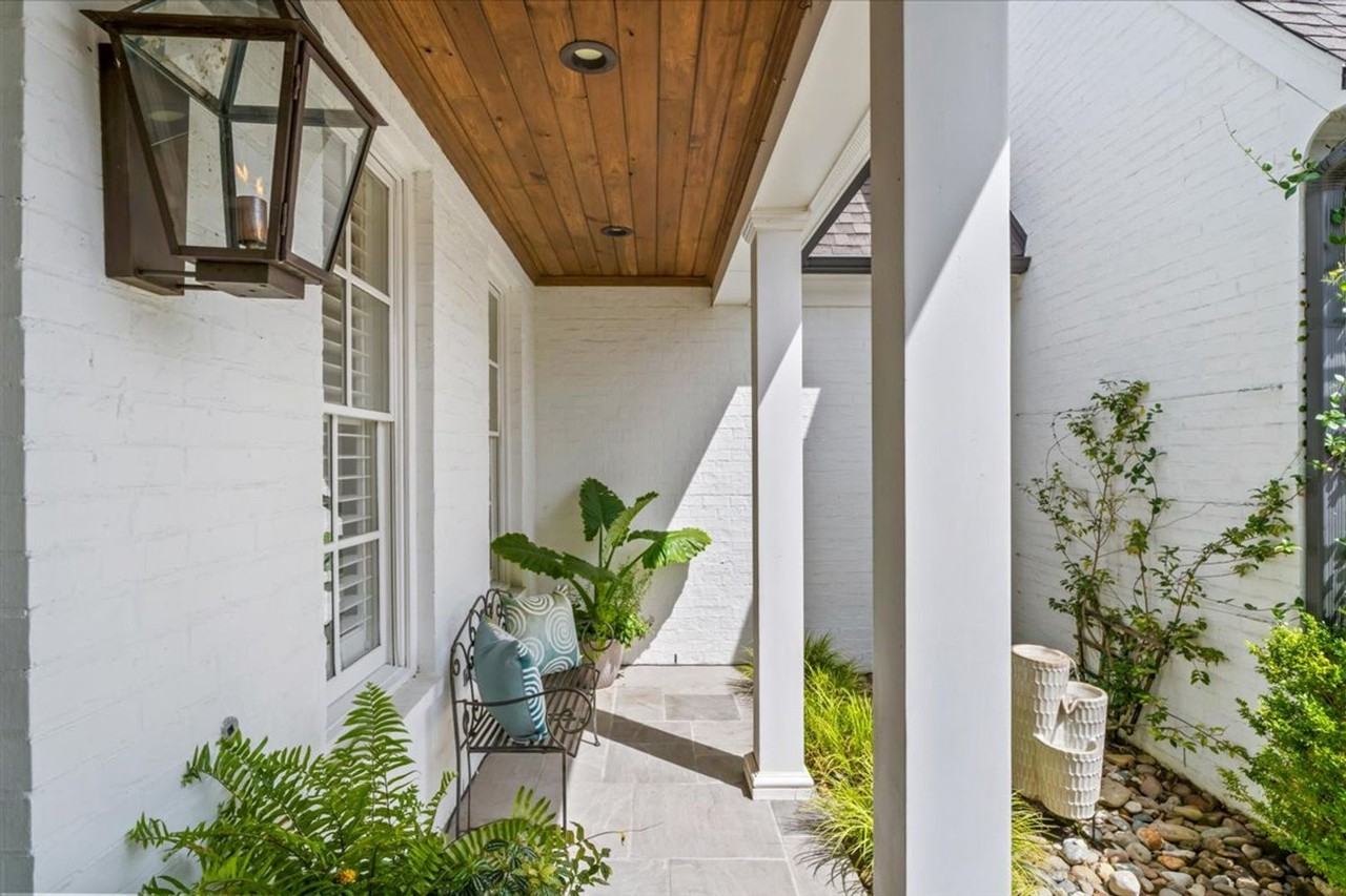 9074 Baynard Loop N - Photo 3 of 36