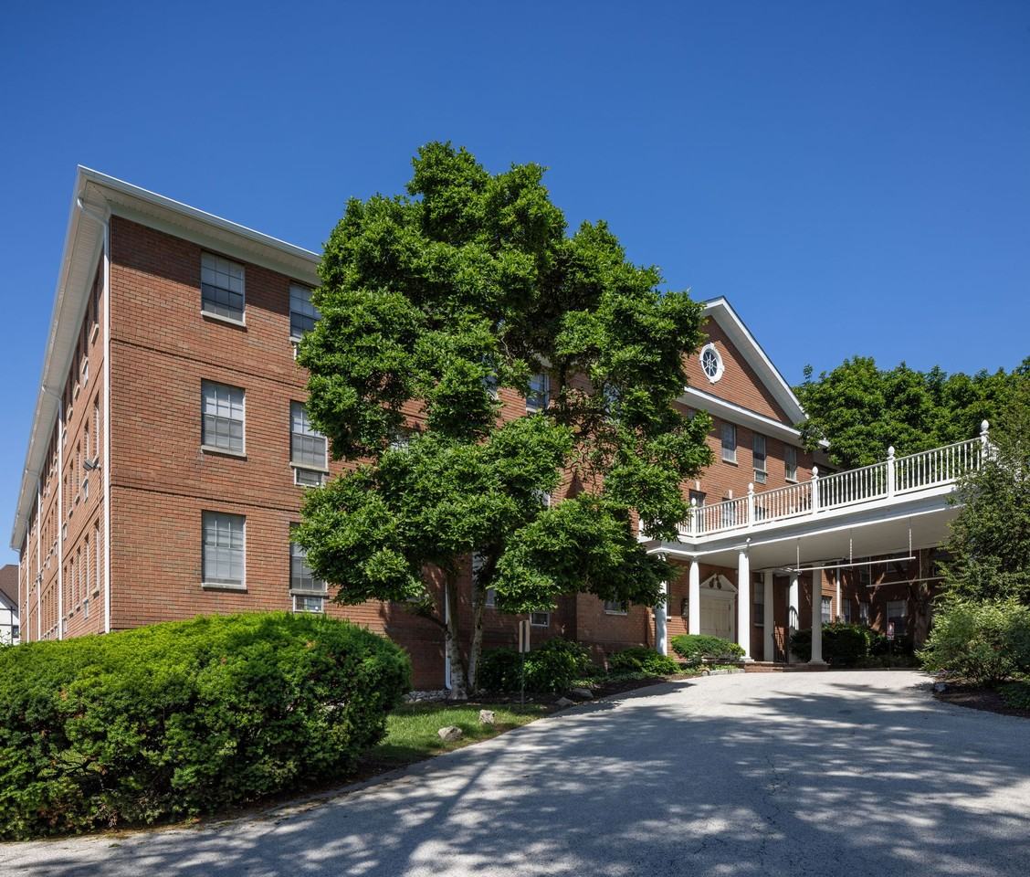 One Montgomery - Photo 7 of 8