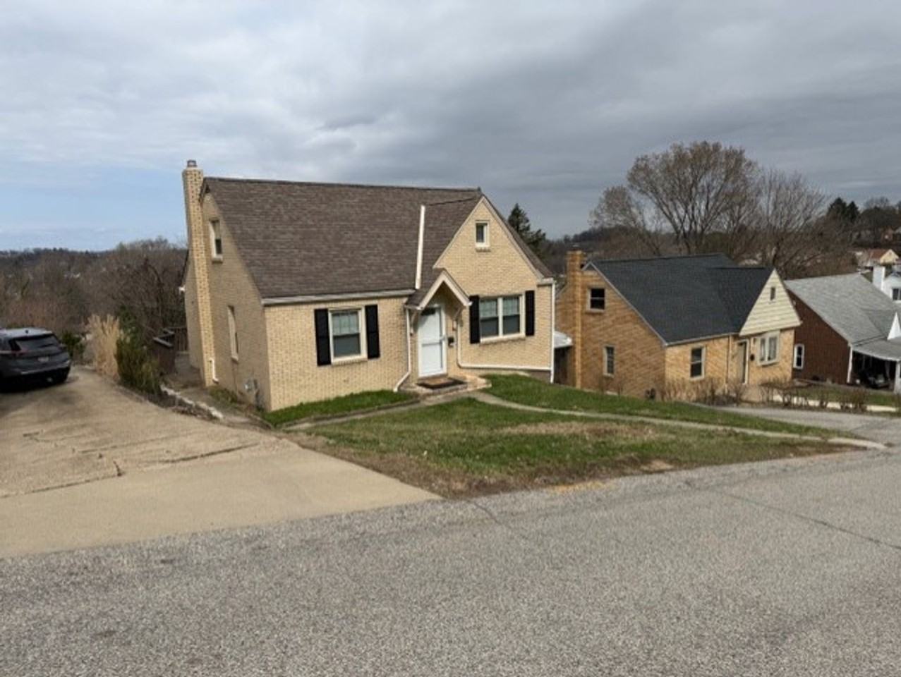 1488 Blossom Hill Rd - Photo 3 of 41