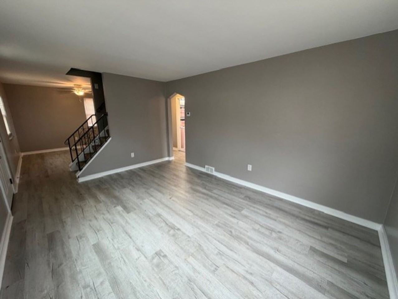 1488 Blossom Hill Rd - Photo 7 of 41