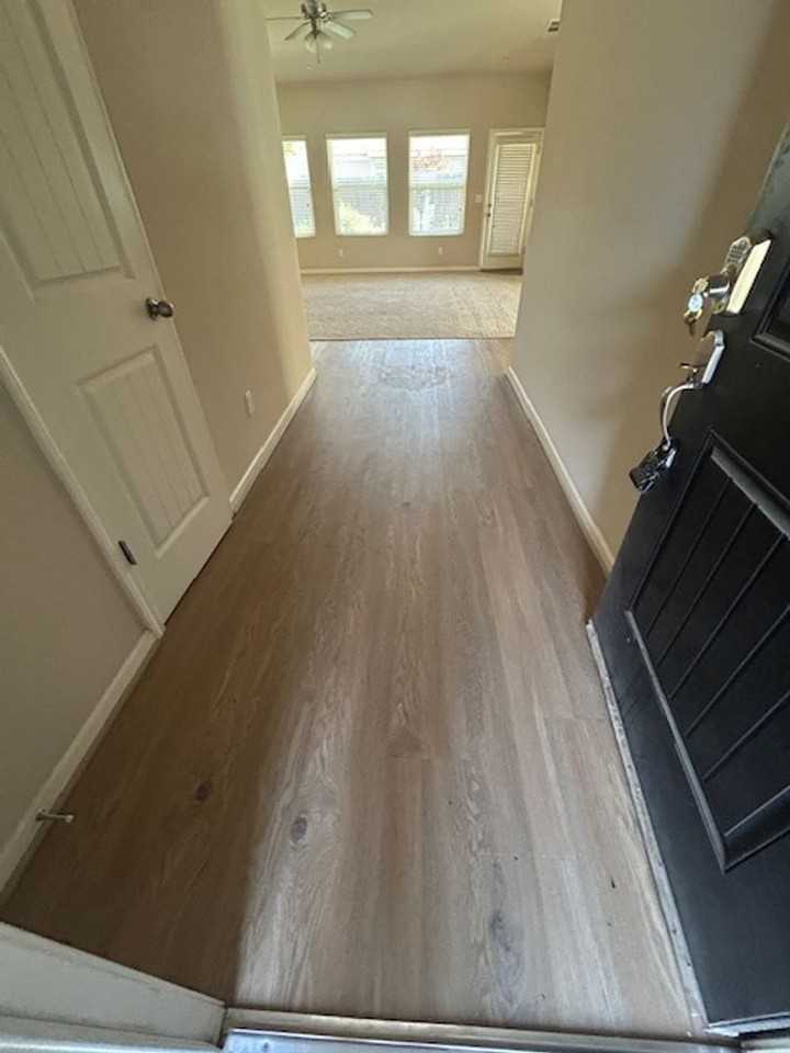 3054 Foster Ct - Photo 3 of 17