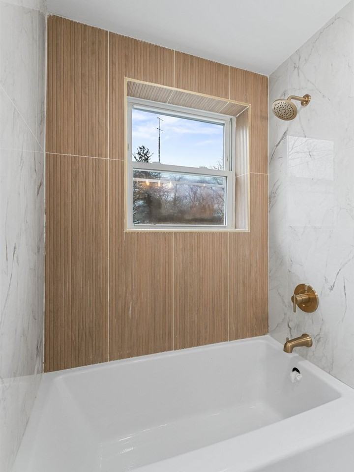 216 S 3rd St - Photo 3 of 29