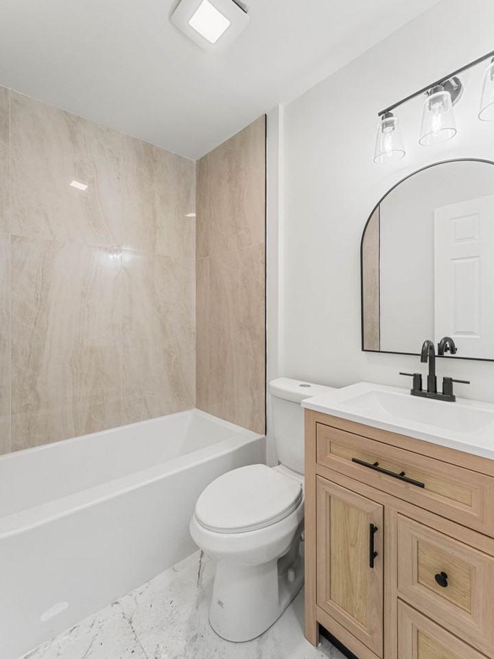 216 S 3rd St - Photo 4 of 29