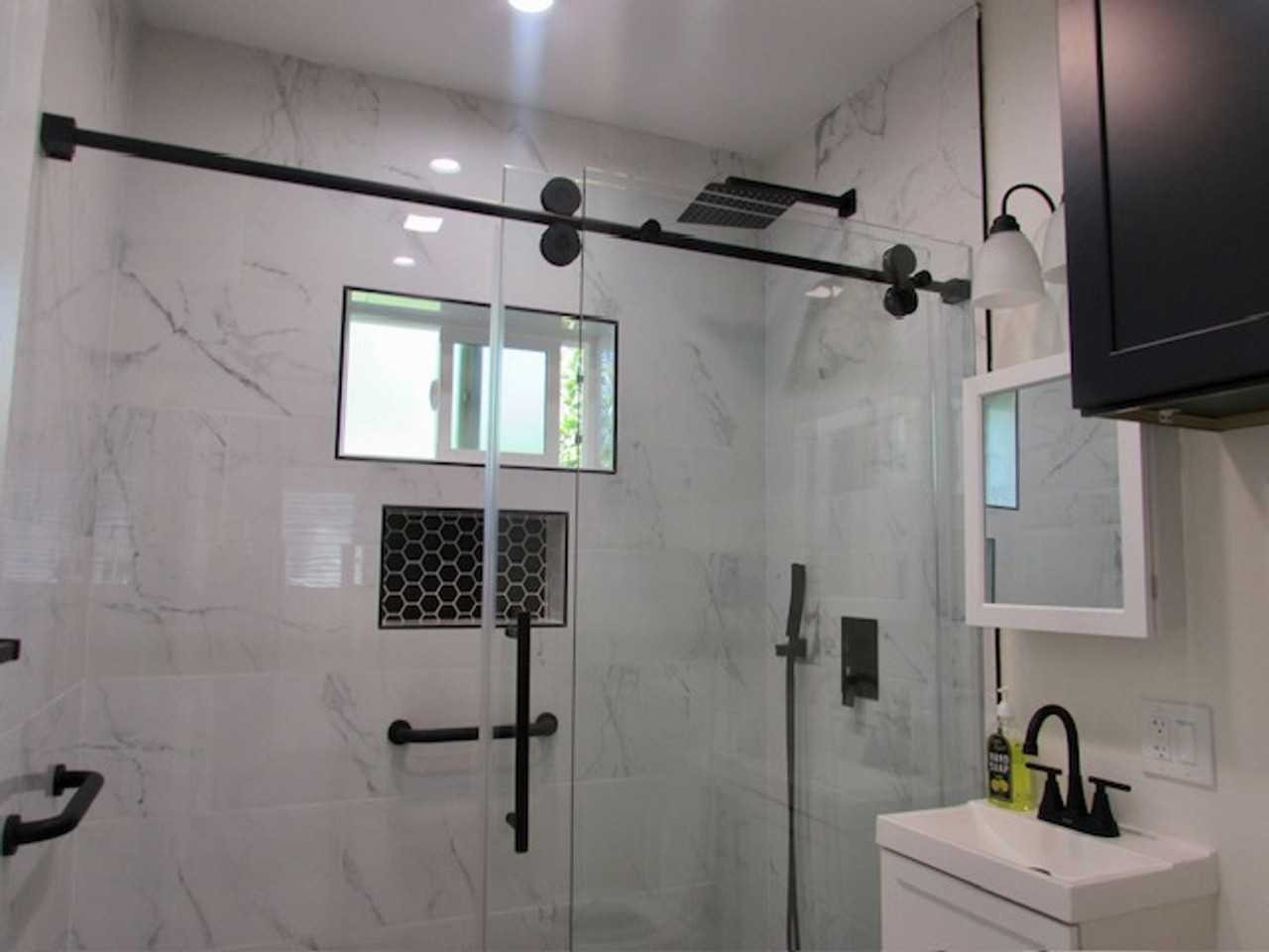 8907 Amigo Ave - Photo 5 of 6