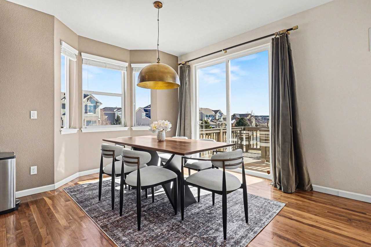 17908 Mimosa St - Photo 4 of 23