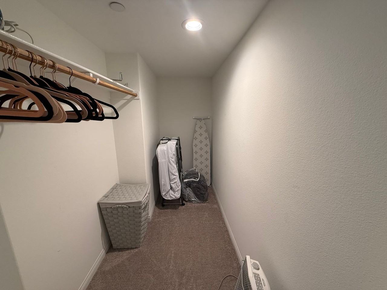 34048 Burcham Ln - Photo 5 of 7