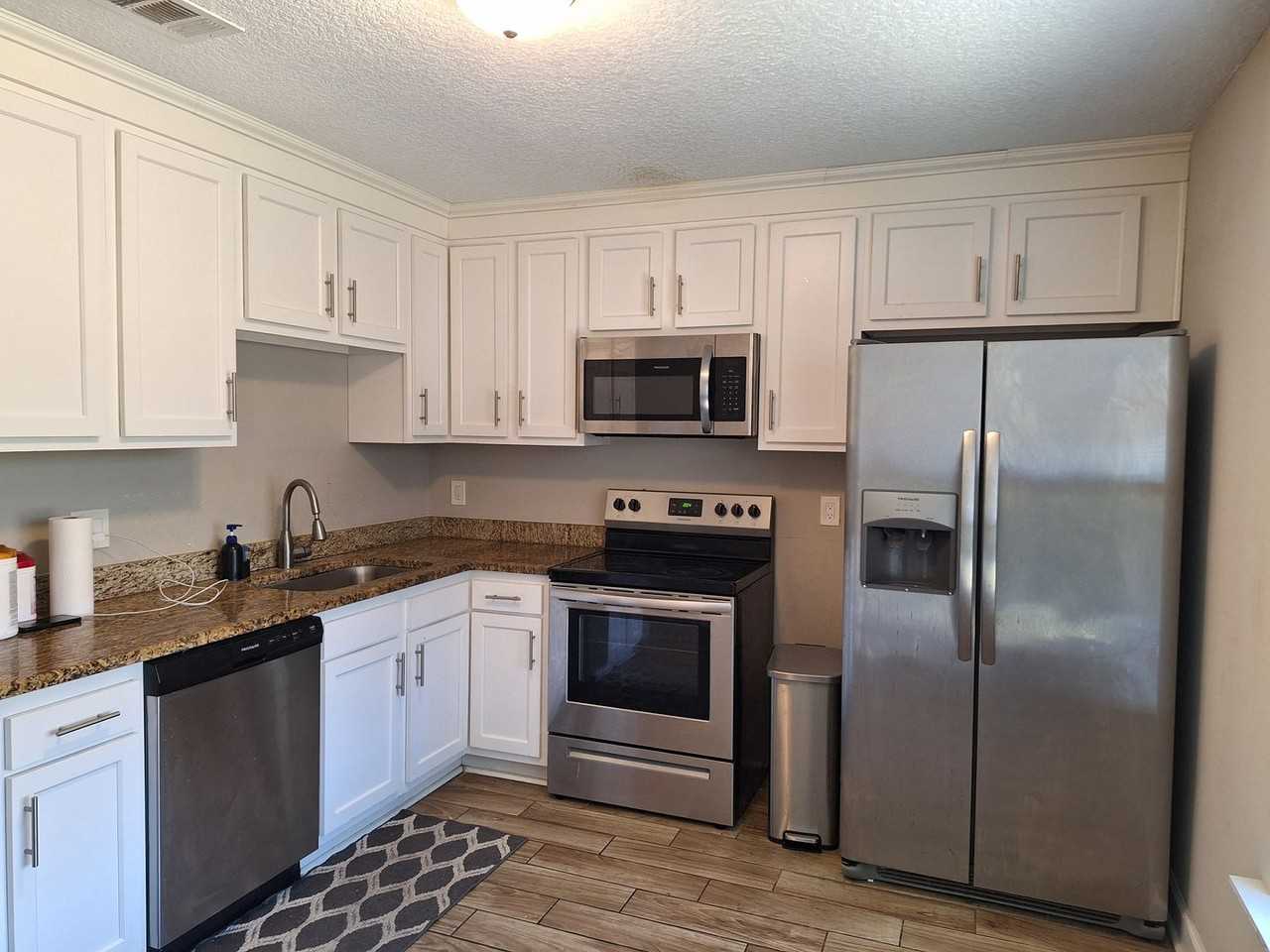 3459 Excalibur Way E - Photo 4 of 17