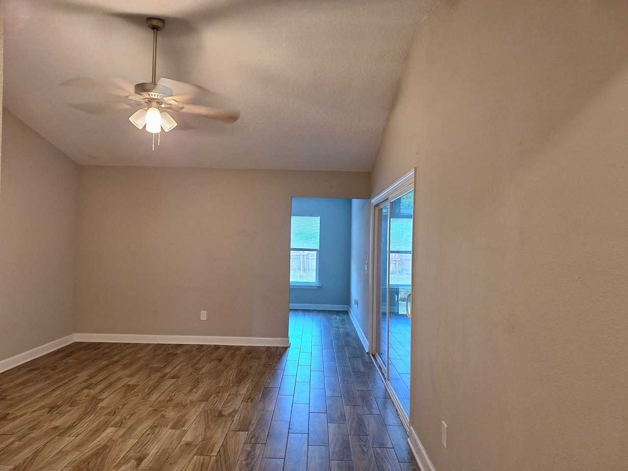 3459 Excalibur Way E - Photo 5 of 17