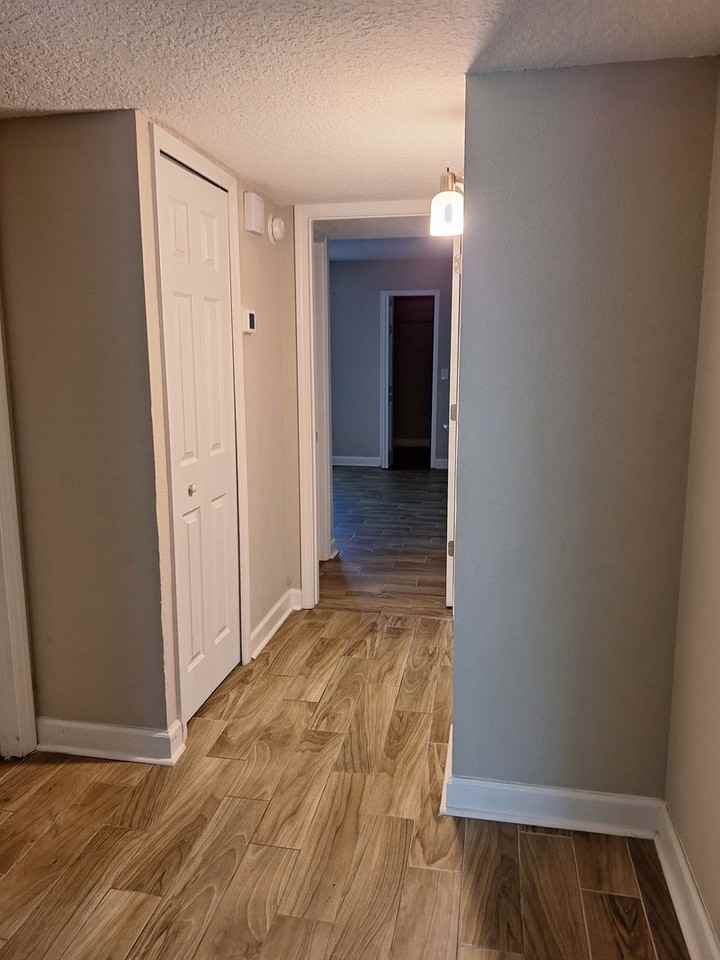 3459 Excalibur Way E - Photo 7 of 17