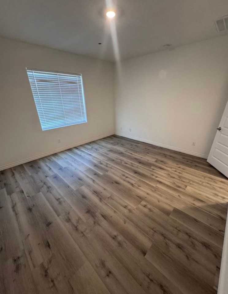 5018 Anaconda Ave - Photo 7 of 11