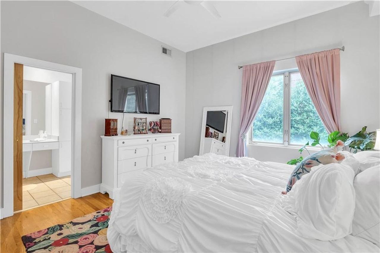 15 Waddell St Ne #204 - Photo 2 of 27