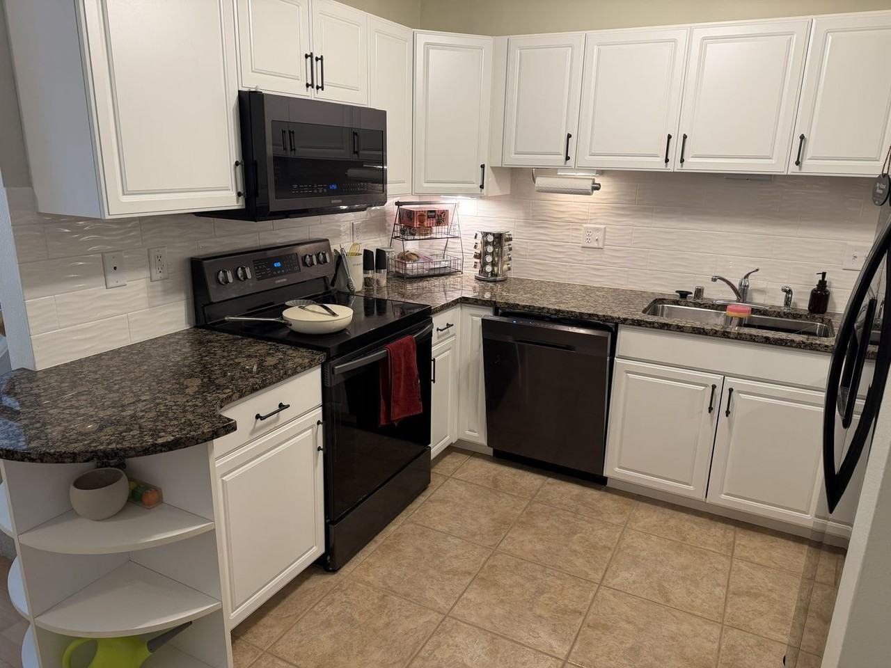 4440 Gray Rd - Photo 3 of 21