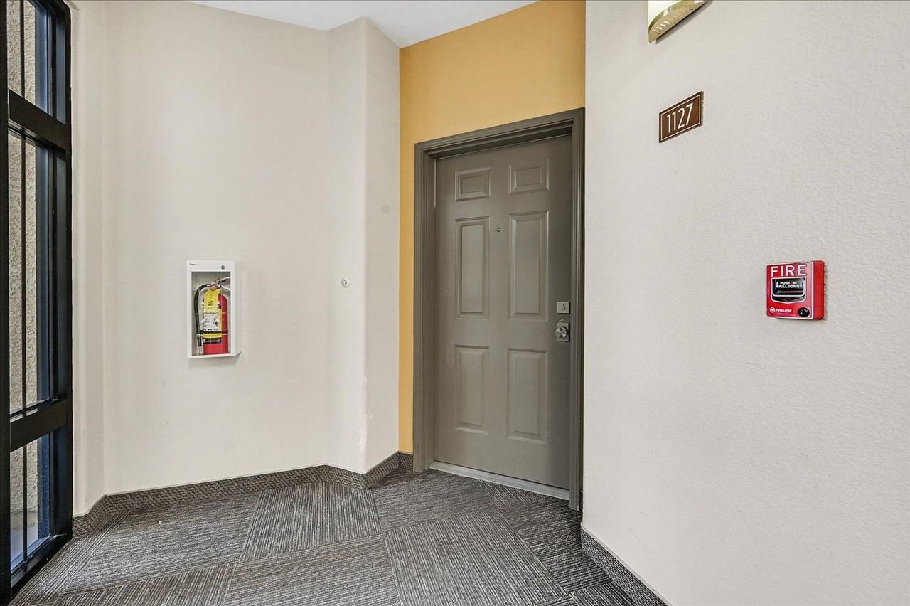 8777 W Maule Ave - Photo 3 of 30