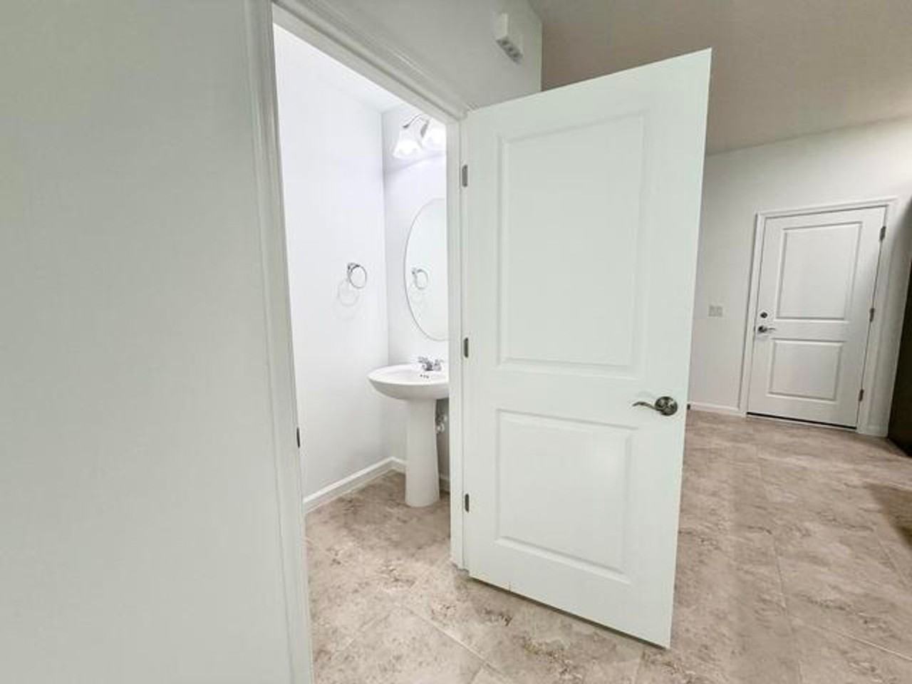 4093 S Longwood Lake Sq - Photo 7 of 20