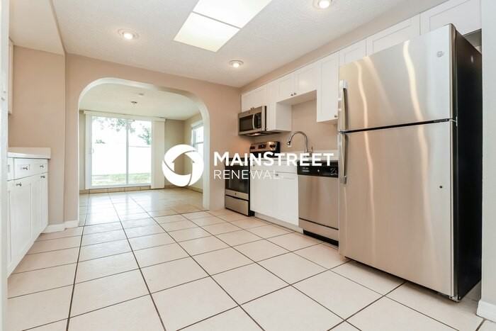 4617 Irene Loop - Photo 7 of 16