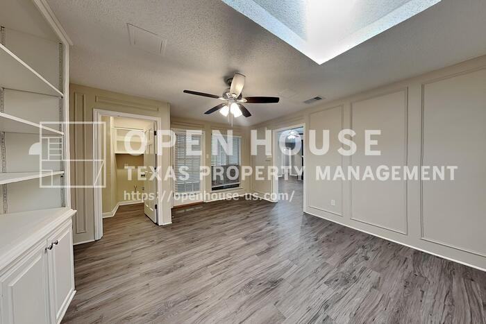 1512 Raleigh Dr - Photo 6 of 26