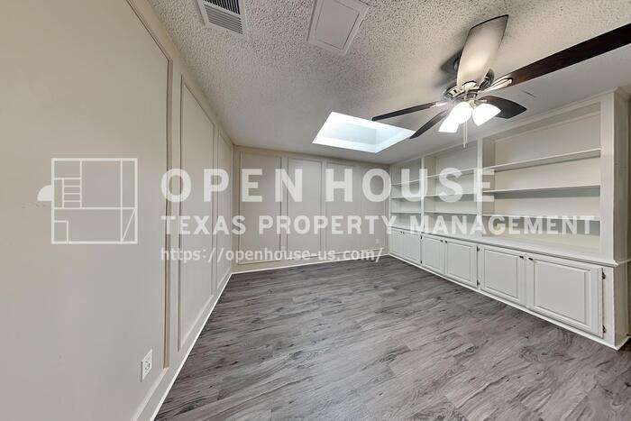 1512 Raleigh Dr - Photo 7 of 26