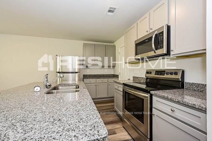 40 Coltharp Trl - Photo 2 of 21