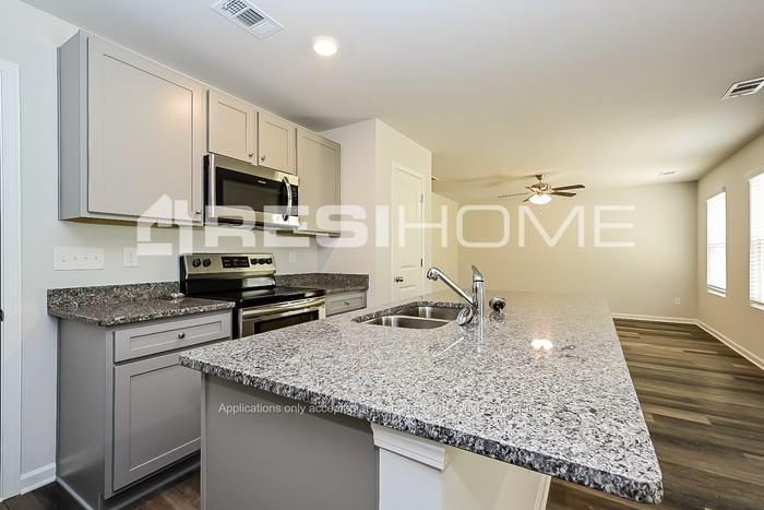 40 Coltharp Trl - Photo 3 of 21