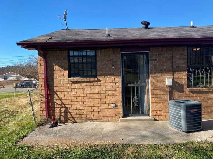 3404 Moonlight Dr - Photo 4 of 22