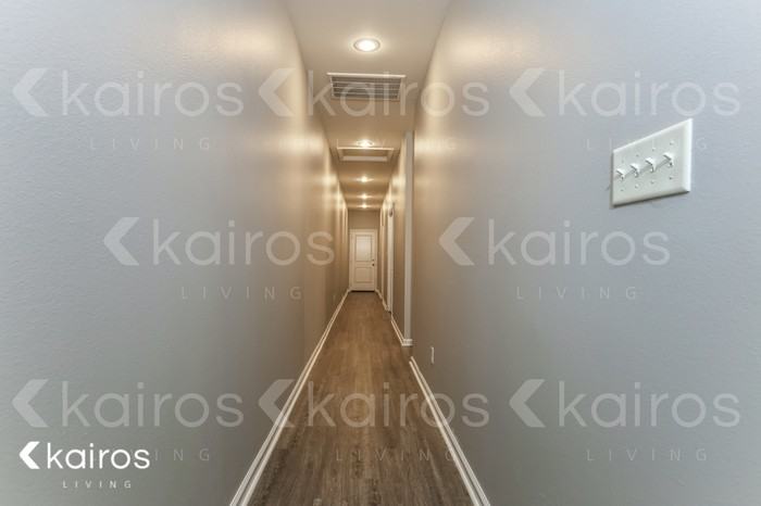 2115 Perry St #B - Photo 5 of 14