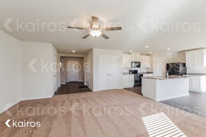 1147 Mission Grass Rd - Photo 4 of 18