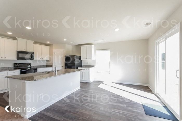 1147 Mission Grass Rd - Photo 6 of 18