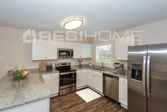 3712 Petty Ln - Photo 2 of 16