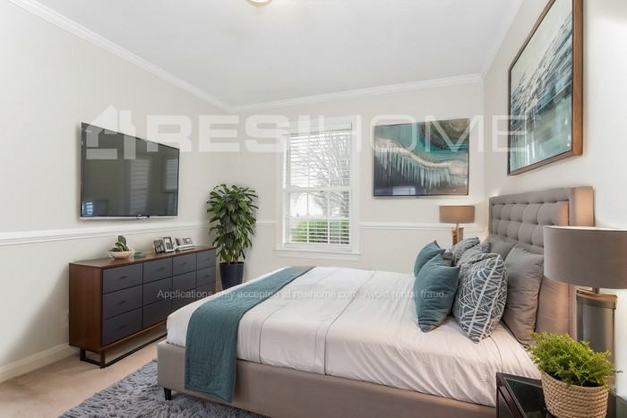 1184 Saint Andrews Dr - Photo 7 of 16