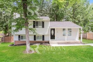 featured image of 30 Periwinkle Ct