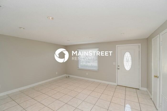 11848 Minford Cir S - Photo 3 of 16