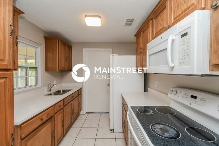 11848 Minford Cir S - Photo 6 of 16