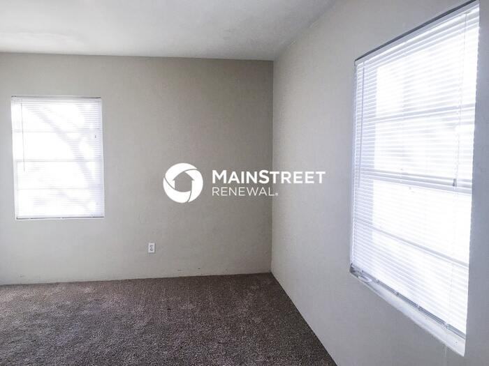 3434 E Polk St - Photo 6 of 22