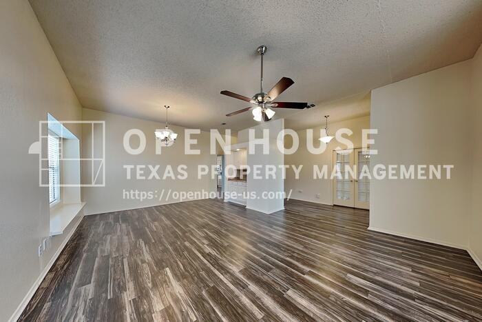 6721 Vero Dr - Photo 7 of 21