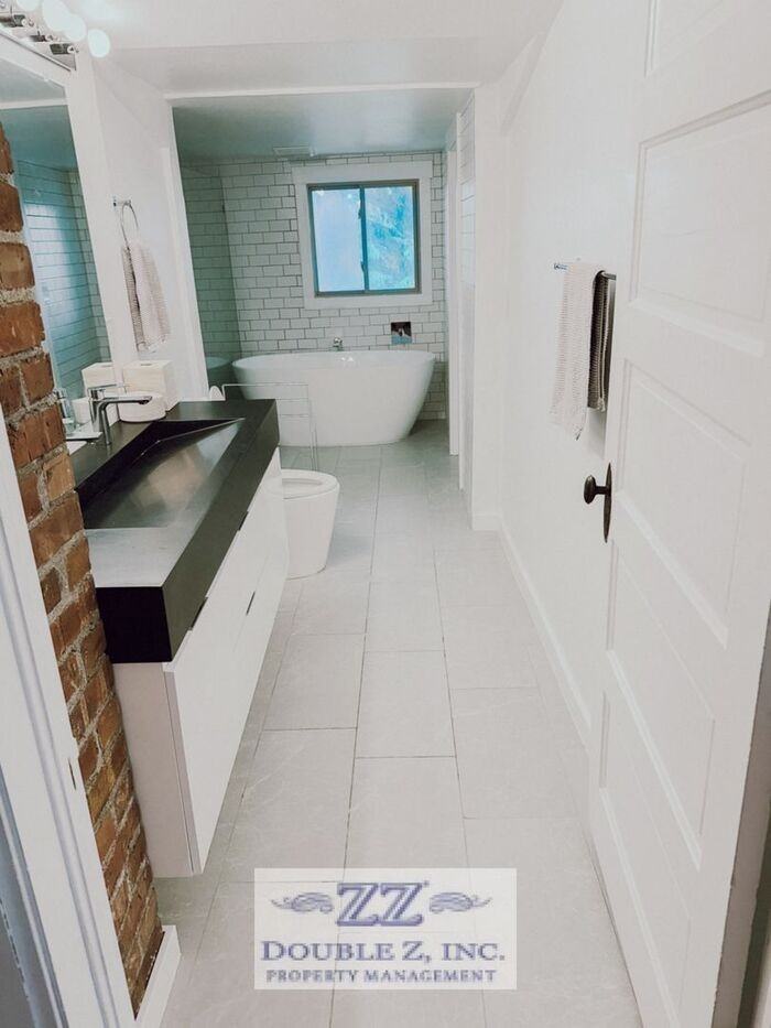 3407 S 7th St - Photo 5 of 13