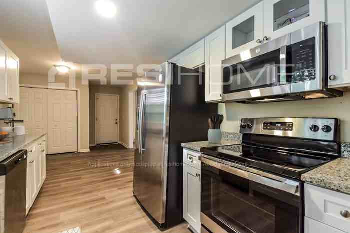 5219 Rockborough Trl - Photo 2 of 19