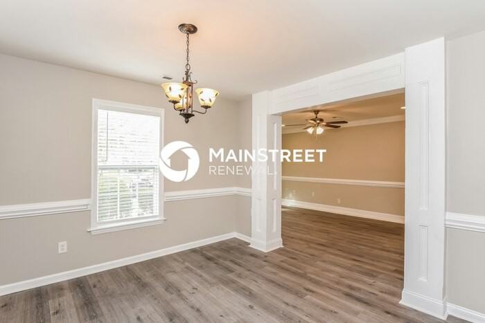 206 Lasalle Way - Photo 4 of 17