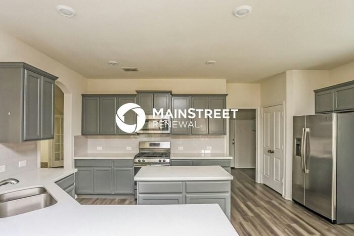 8908 Finn Ln - Photo 4 of 15