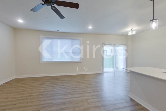 6914 Bluebell Ct - Photo 2 of 23