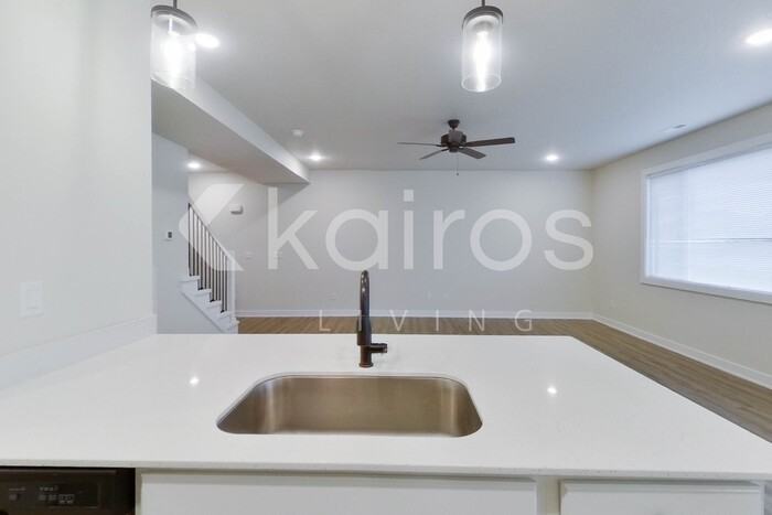 6914 Bluebell Ct - Photo 7 of 23