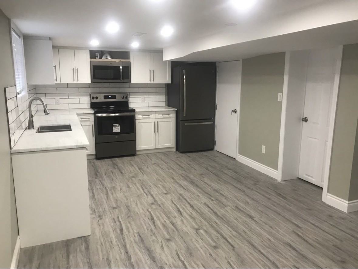 35 Collingdon Dr - Photo 2 of 12