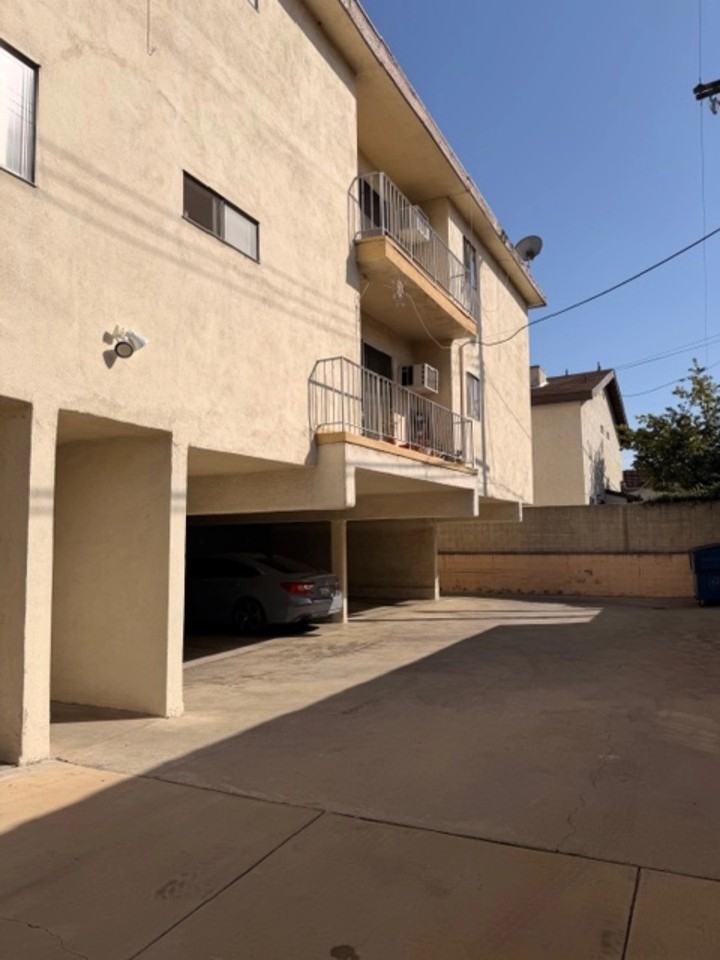 135  N. 5th St. Alhambra CA 91801 - Photo 6 of 6