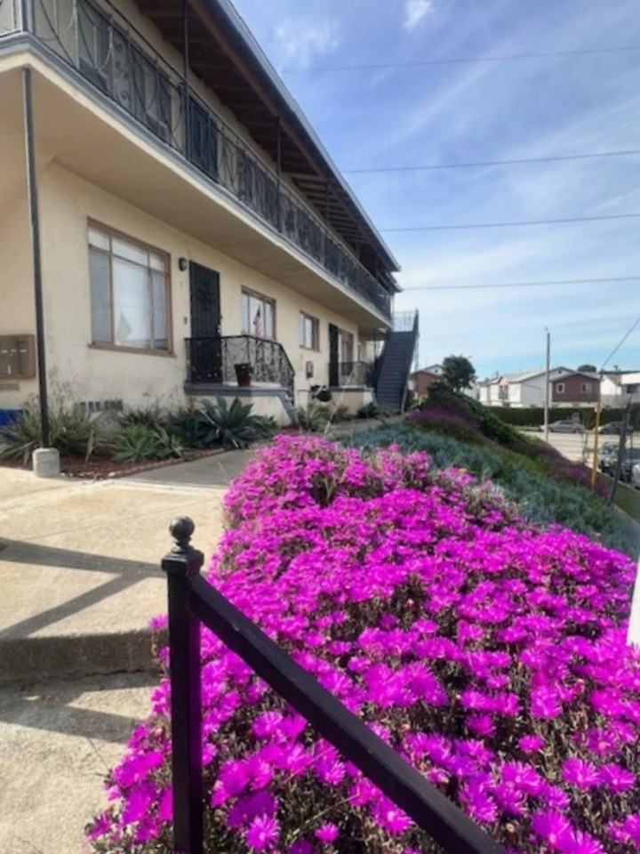 820 Cory Drive - Photo 2 of 2