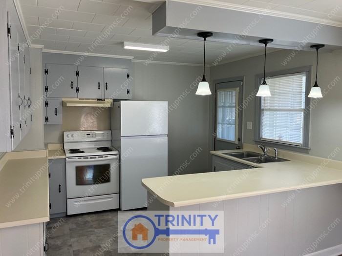 2413 Andrews Rd - Photo 5 of 14