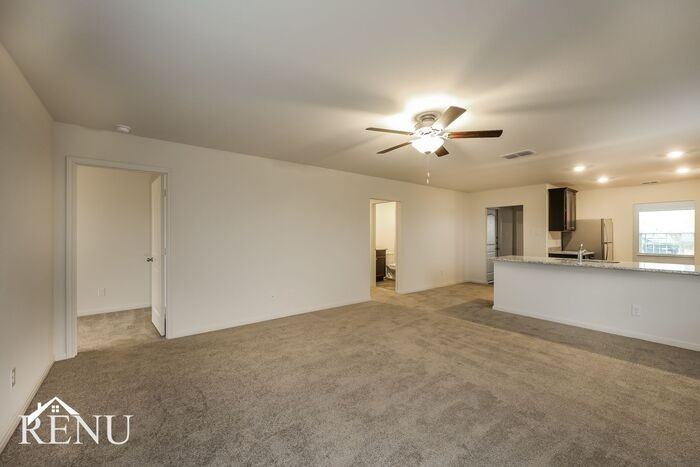 10922 Chatham Ct - Photo 5 of 24