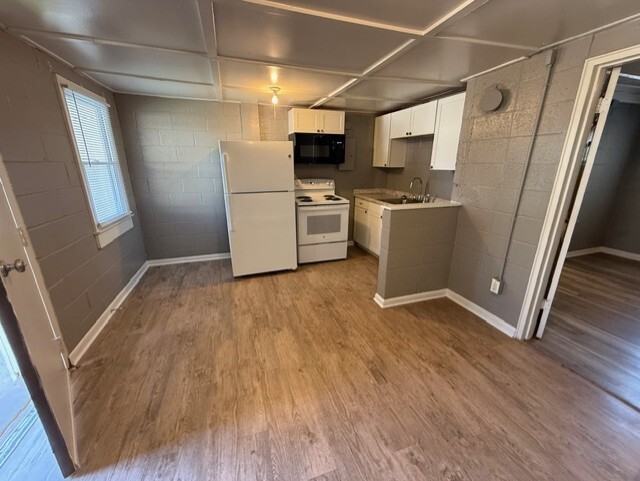 1117 Gurley St #11 - Photo 2 of 10