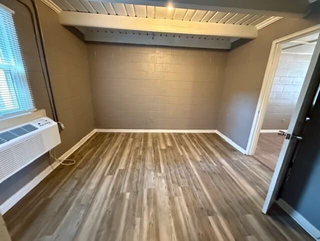 1117 Gurley St #11 - Photo 7 of 10