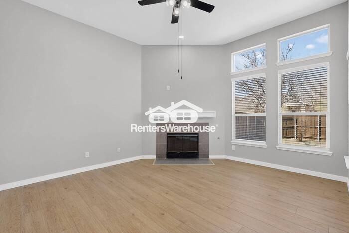 2024 Saint Anne Dr - Photo 4 of 37