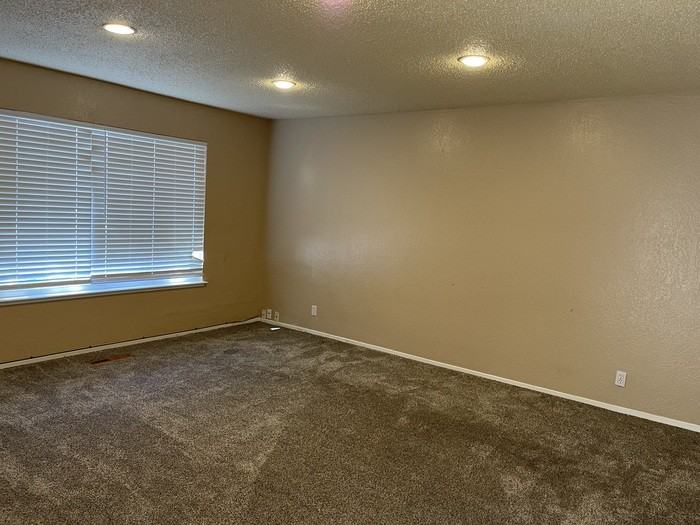 3799 Crestview Dr - Photo 4 of 38