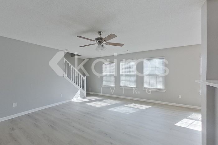 6128 Hickory Lane Dr - Photo 5 of 27